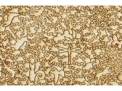 A closeup of the back of the puzzle, foxy.